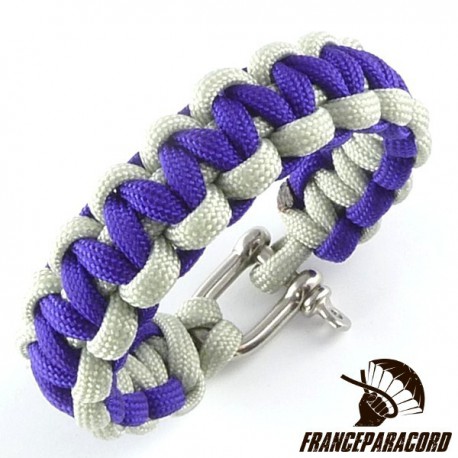 Cobra 2 colors Paracord Bracelet with Shackle